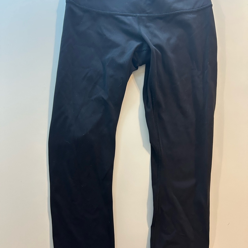 Lululemon Athletica Classic Black capris